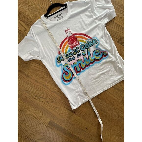 Coca-Cola Women's White Graphic T-Shirt "Have A Coke And A Smile" M (7-9) - Picture 7 of 7